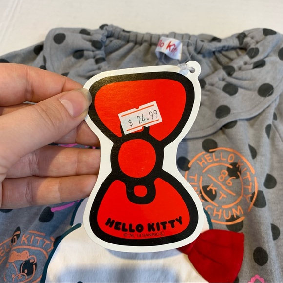 2T-3T Hello Kitty NWT Grey polka dot long sleeve shirt - Picture 5 of 5